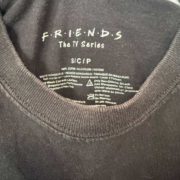 Vintage FRIENDS Black Graphic Tee Ladies Size Small - Picture 3 of 5